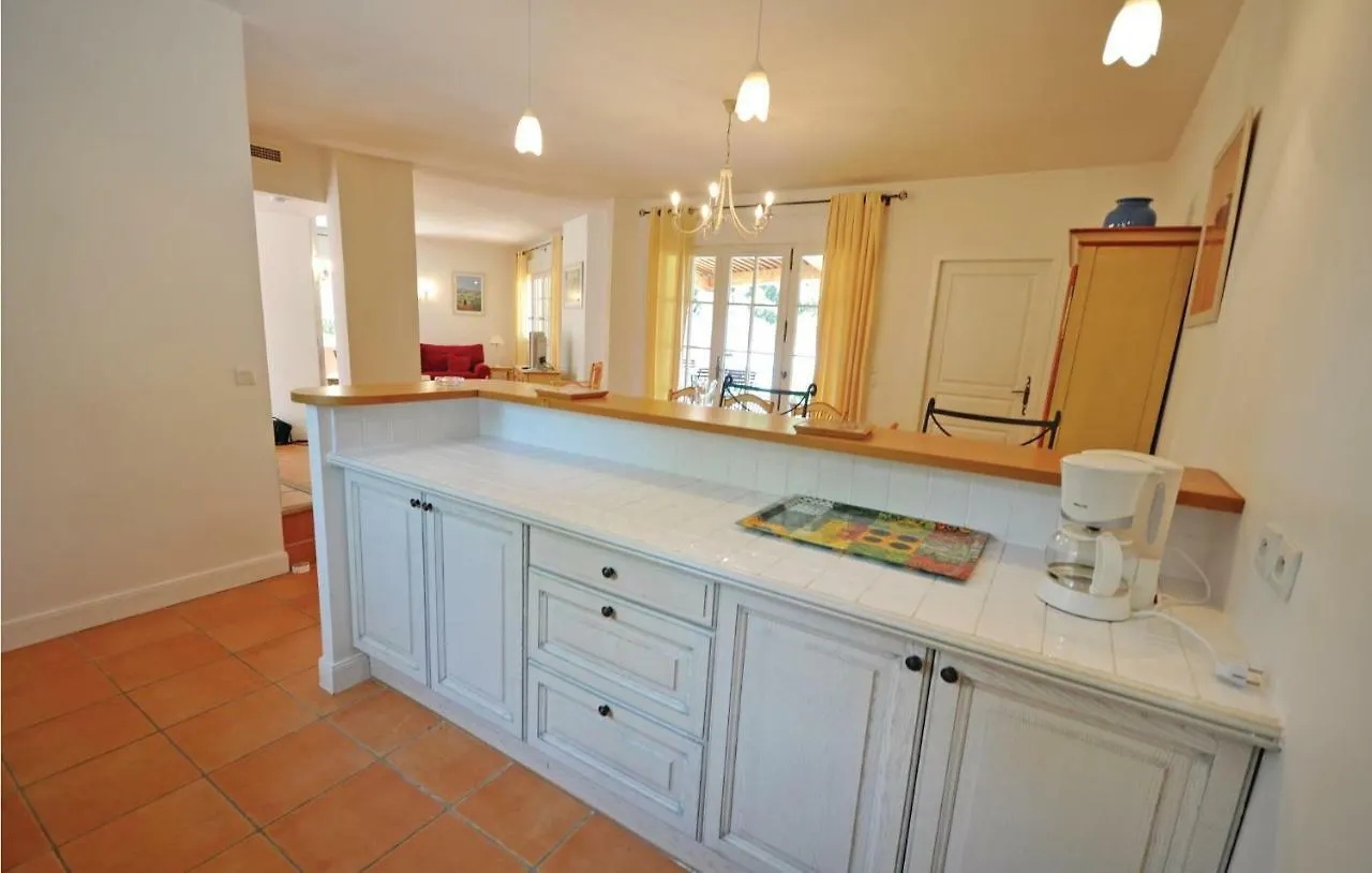 Lovely Home In Fayence With Kitchen